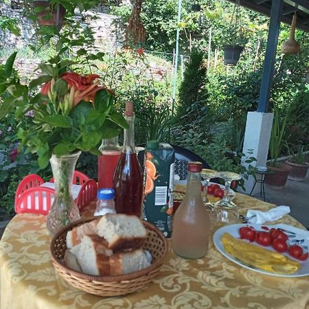 Relax Guesthouse Gjirokastër Dış mekan fotoğraf