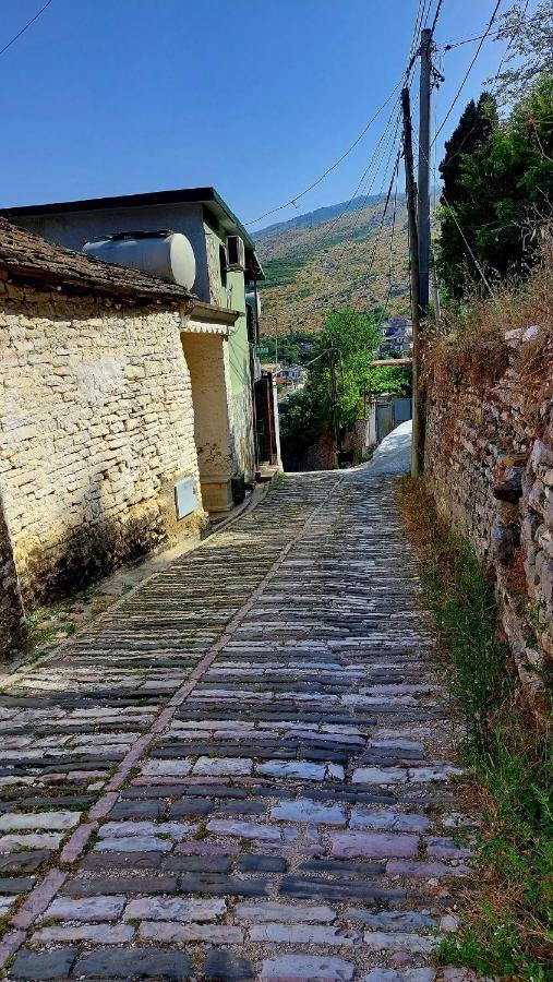 Relax Guesthouse Gjirokastër Dış mekan fotoğraf