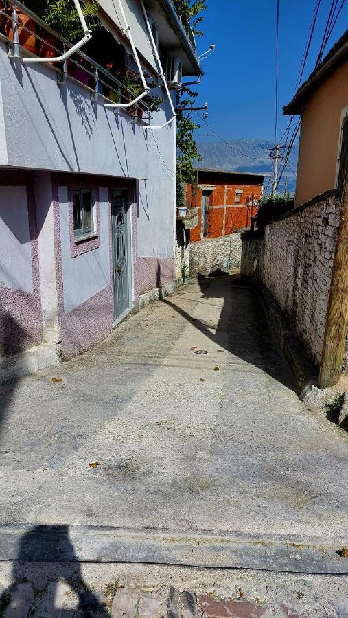 Relax Guesthouse Gjirokastër Dış mekan fotoğraf